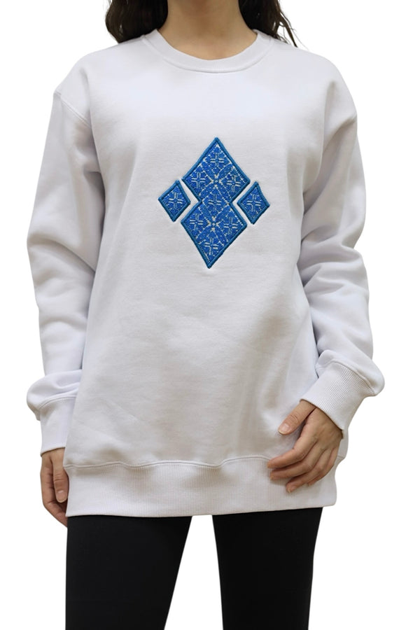 Sweatshirt with old Palestinian embroidery