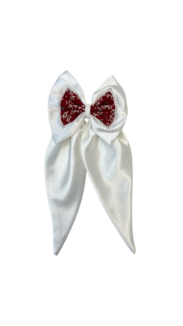Bow with old Palestinian embroidery