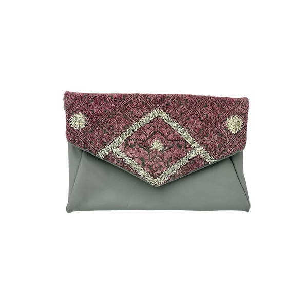 Envelope clutch 1960's Embroidery