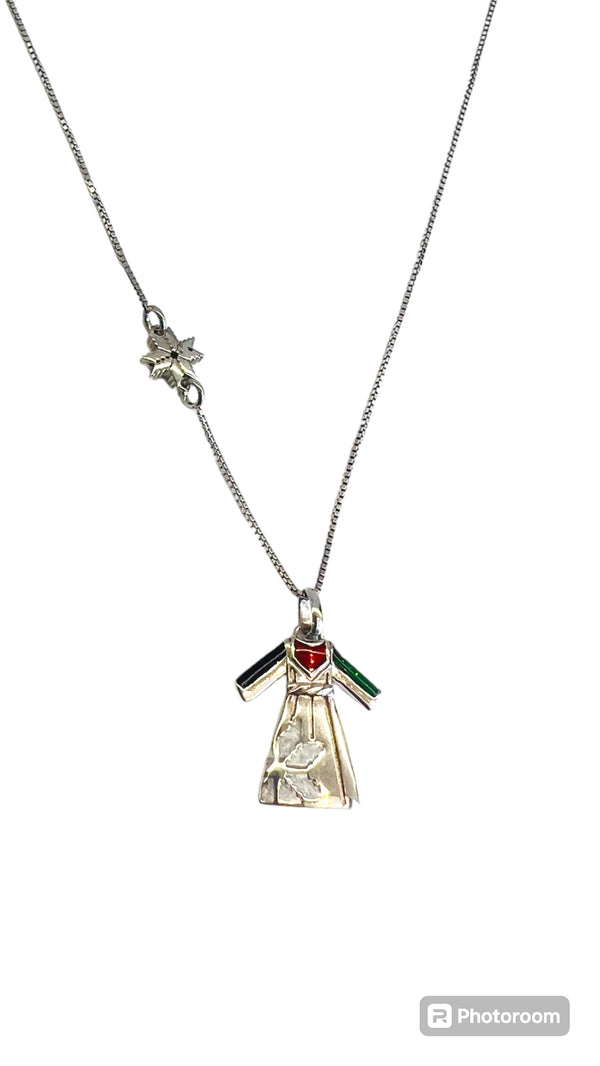 silver necklace 2